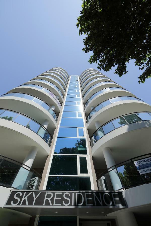 Skyresidence لينانو سابيادورو المظهر الخارجي الصورة
